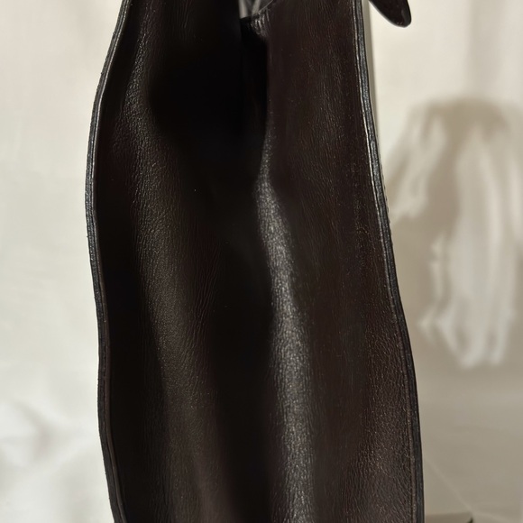 Authentic BURBERRY Shoulder Bag - Picture 9 of 16